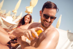 sunscreen to protect skin